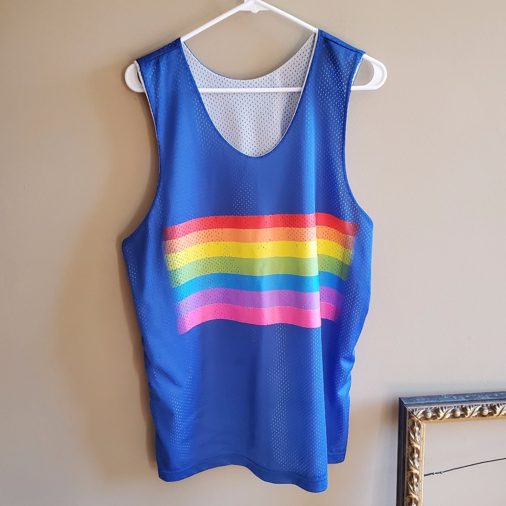 🍄🍄 Reversible rainbow jersey sz M